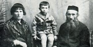 מוניש ליאה'ס החזן ומשפחתו